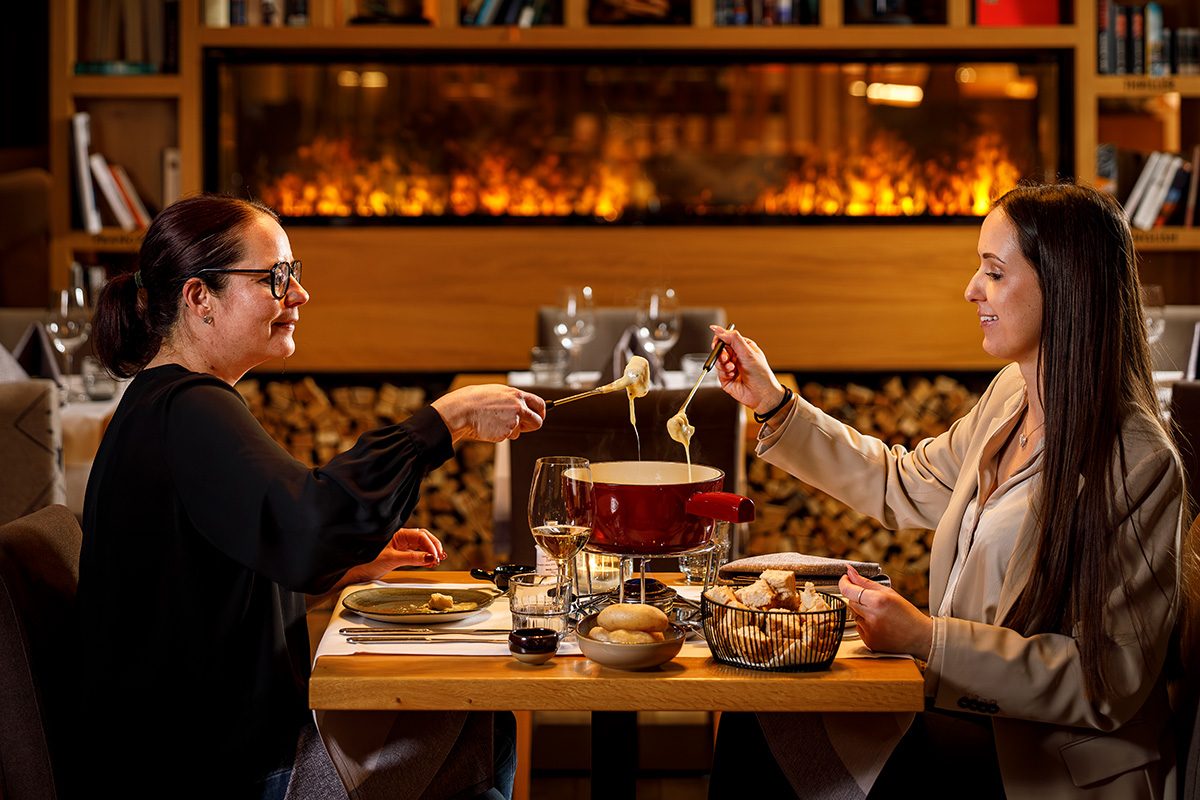 Fondue Wochen im Restaurant Tschadun, Hotel Allegra Lodge, Kloten, achesa Group